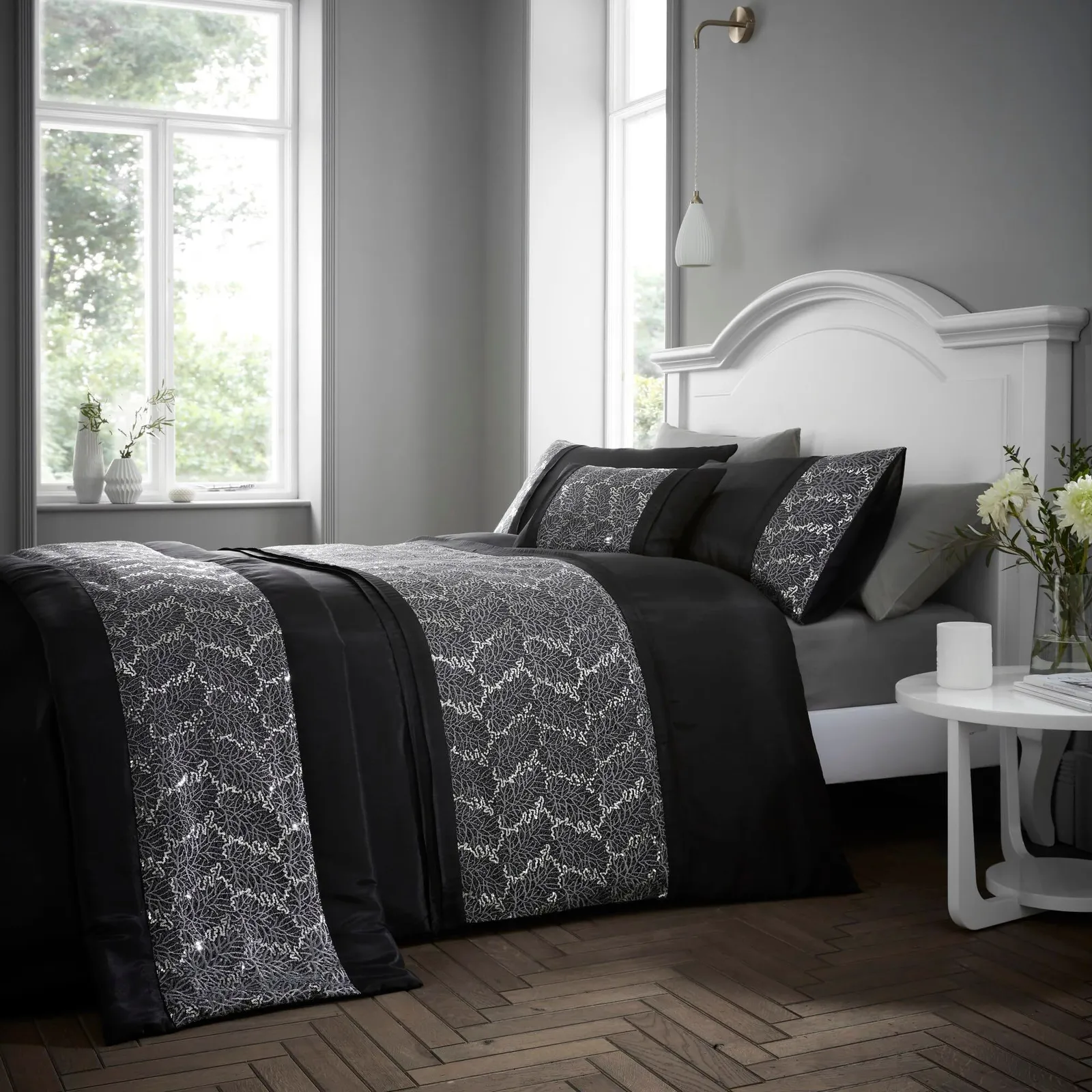 Portfolio Home Rouen Duvet Cover Set in Black