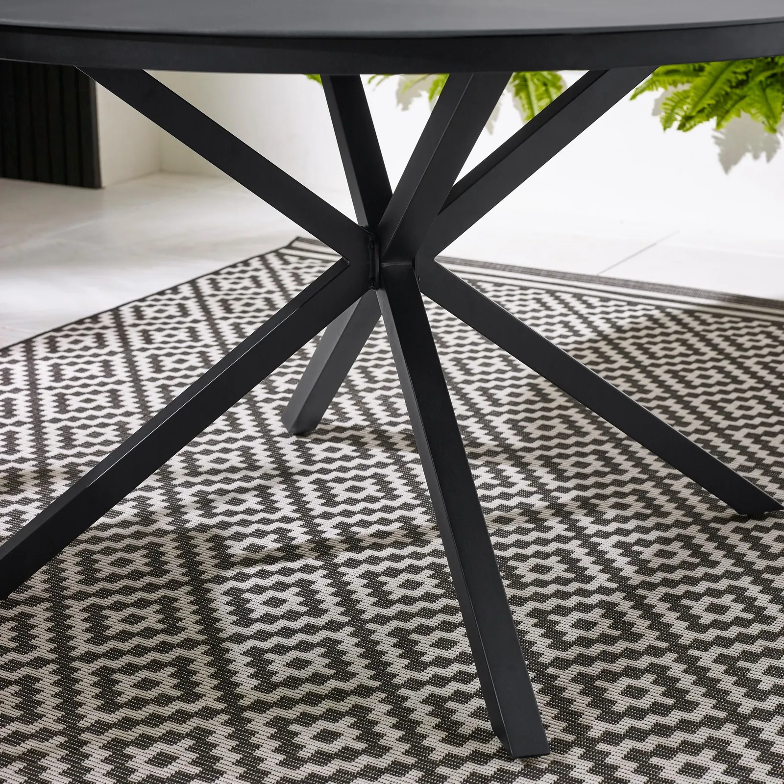 FurnitureboxUK Nanterre Metal & Glass Round Outdoor Dining Table in Black 3