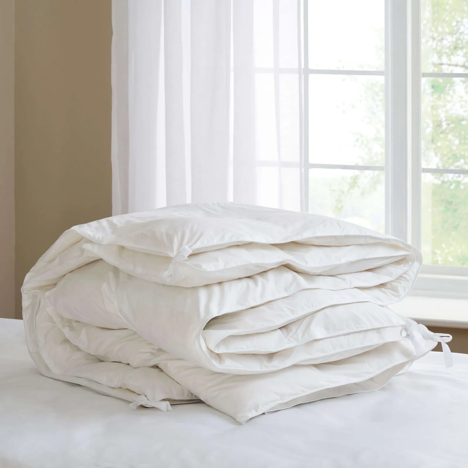 Luxury British Wool Duvet, Single - 8 tog