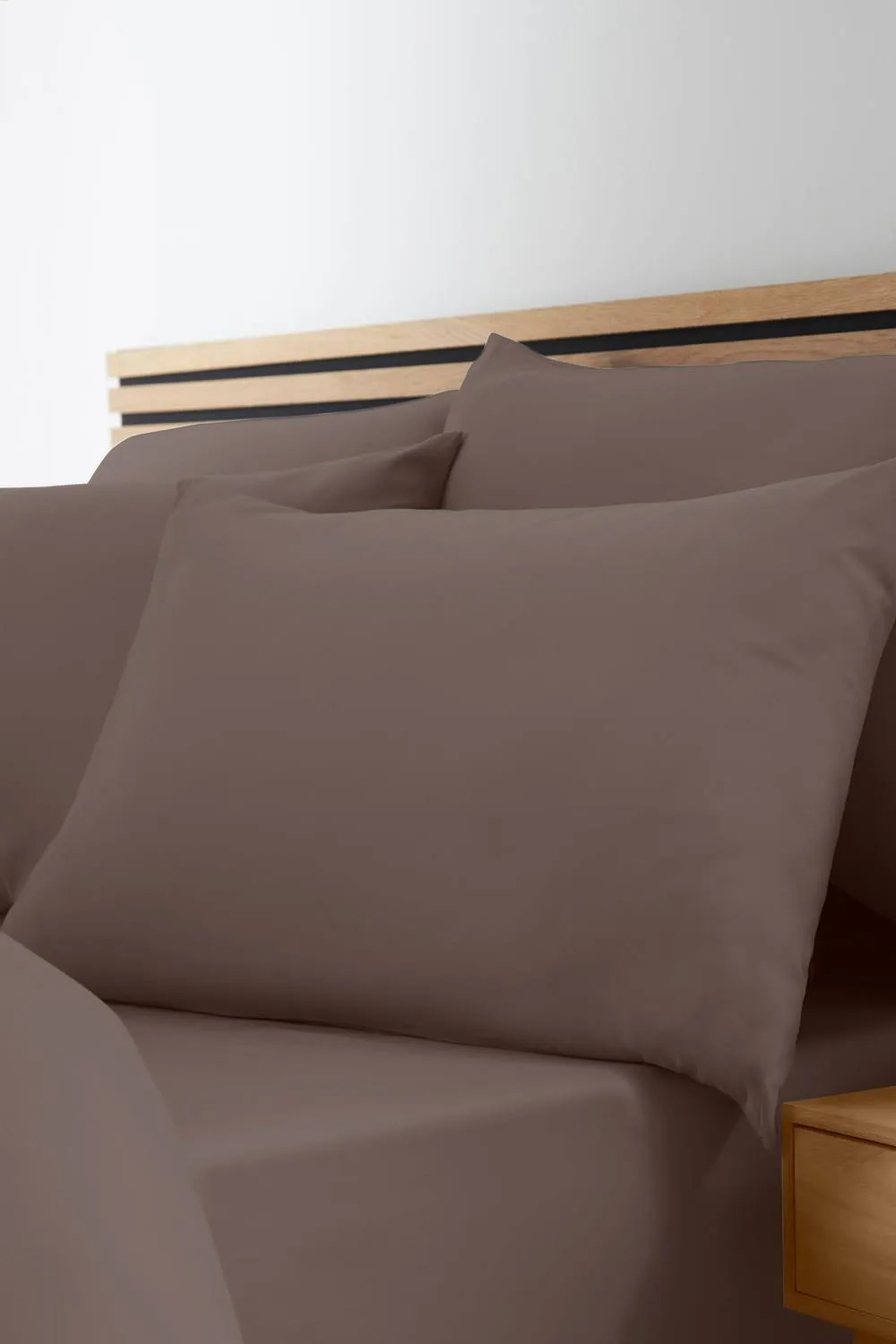Catherine Lansfield So Soft Non-Iron Microfibre 30cm depth Fitted Sheet in Chocolate 2