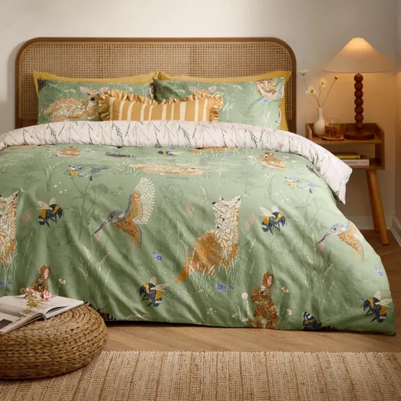 furn Meadow Flora Reversible Printed Duvet Set Single, Green