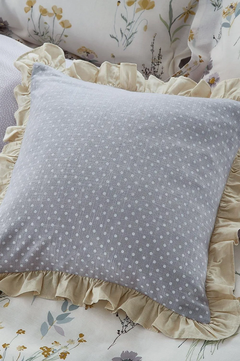 Helena Springfield 'Ness' Cotton Cushion in Lilac 2