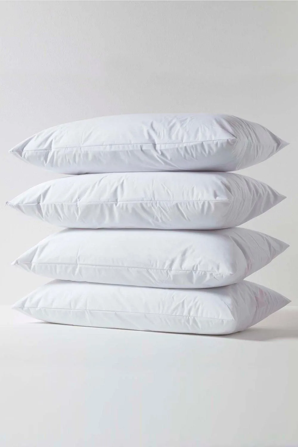 Homescapes Waterproof Pillow Protectors 40 x 80 cm, Pack of 4 in White 2