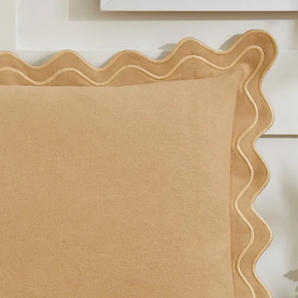 Scalloped Edge Square Cushion 2