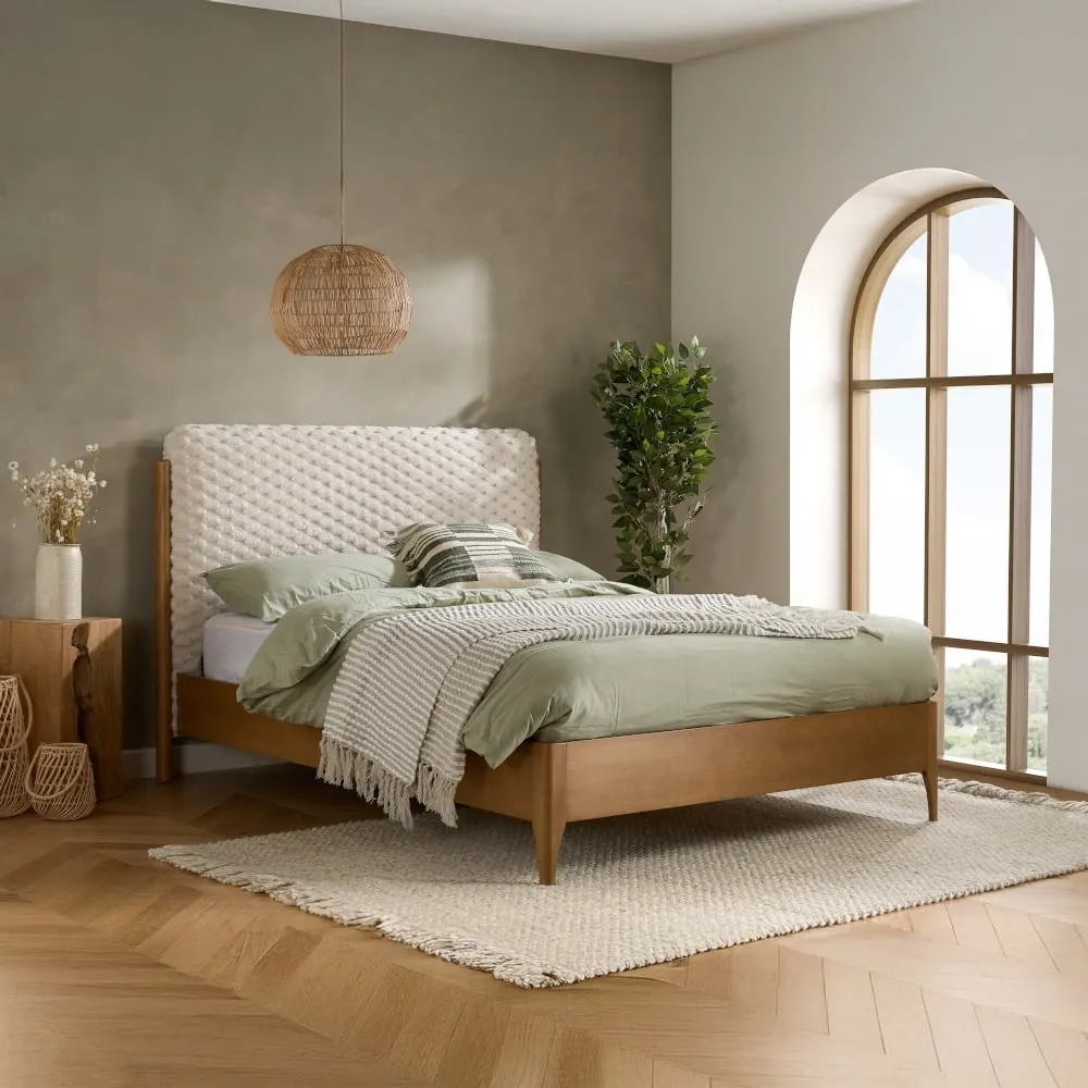 Hatti - Double - Low Foot-End Bed - White/Natural - Faux Fur/Wooden - 4ft6