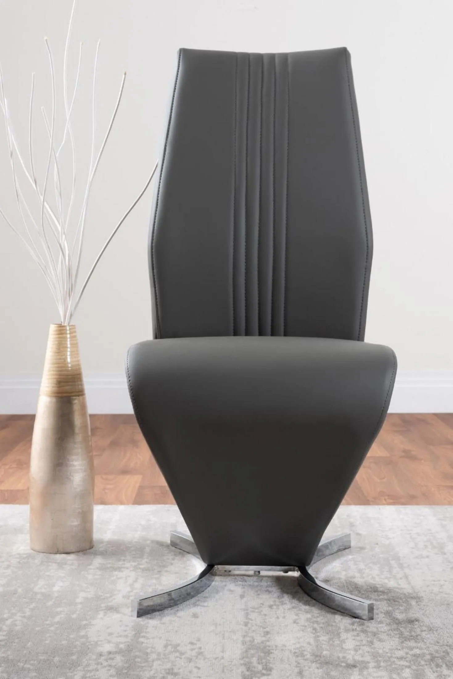 FurnitureboxUK Giovani 6-Seater Grey Glass Dining Table & 6 Willow Faux Leather Dining Chairs 6