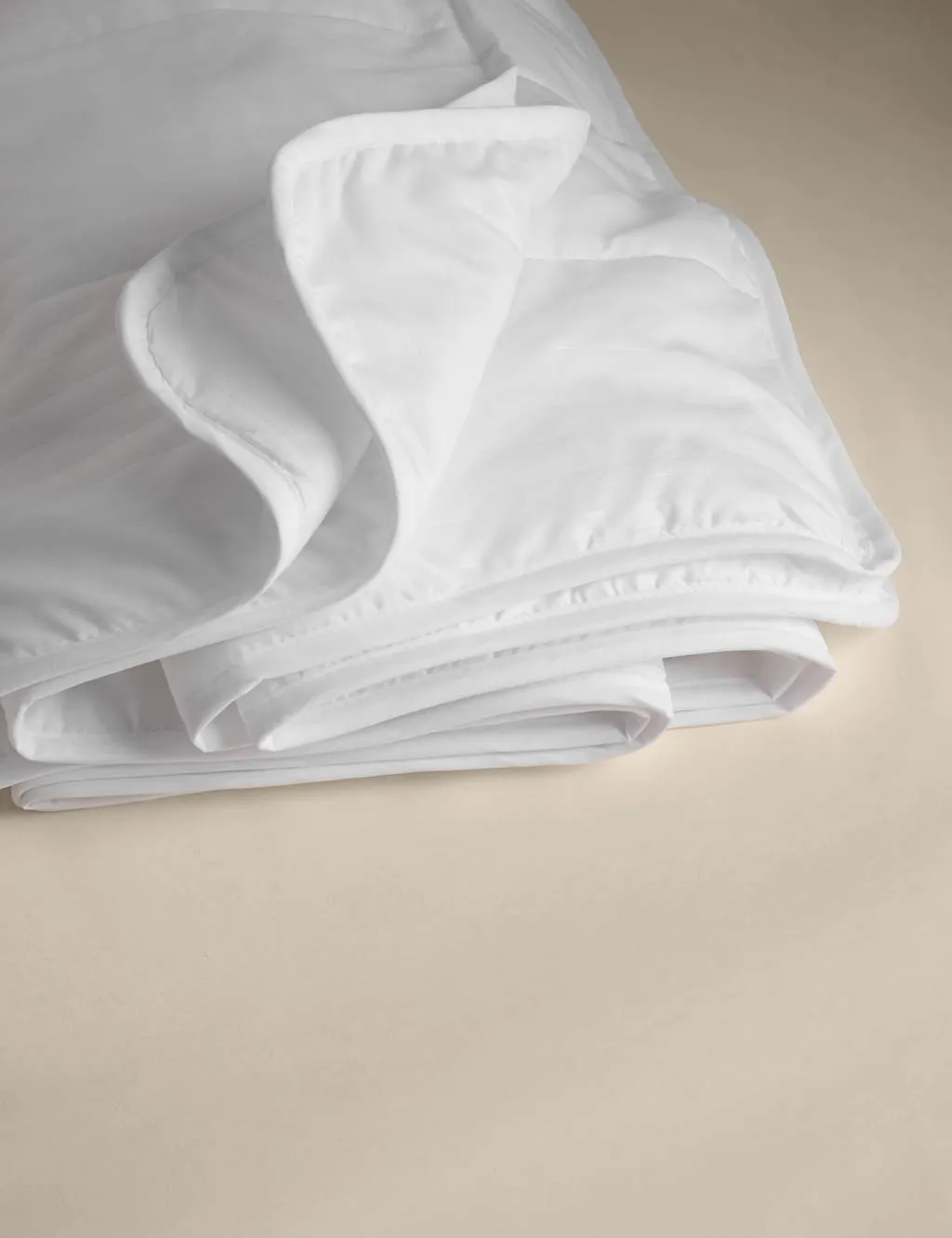 M&S Smart Wash & Dry 1 Tog Duvet White