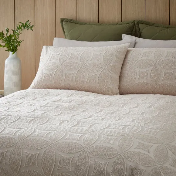 Alda Textured Duvet Cover and Pillowcase Set 2