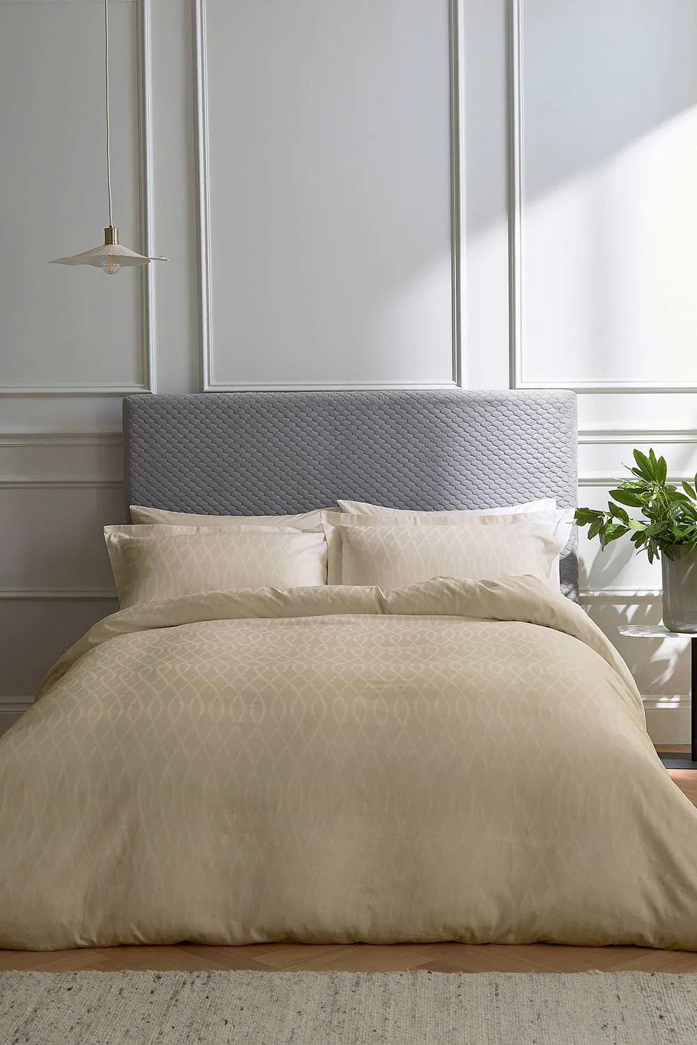 1951 'Ravello' Cotton Duvet Cover Set in Gold
