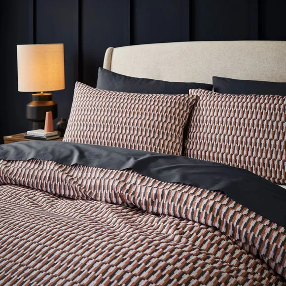 Nils Geometric 144 Thread Count Duvet Cover & Pillowcase Set 4