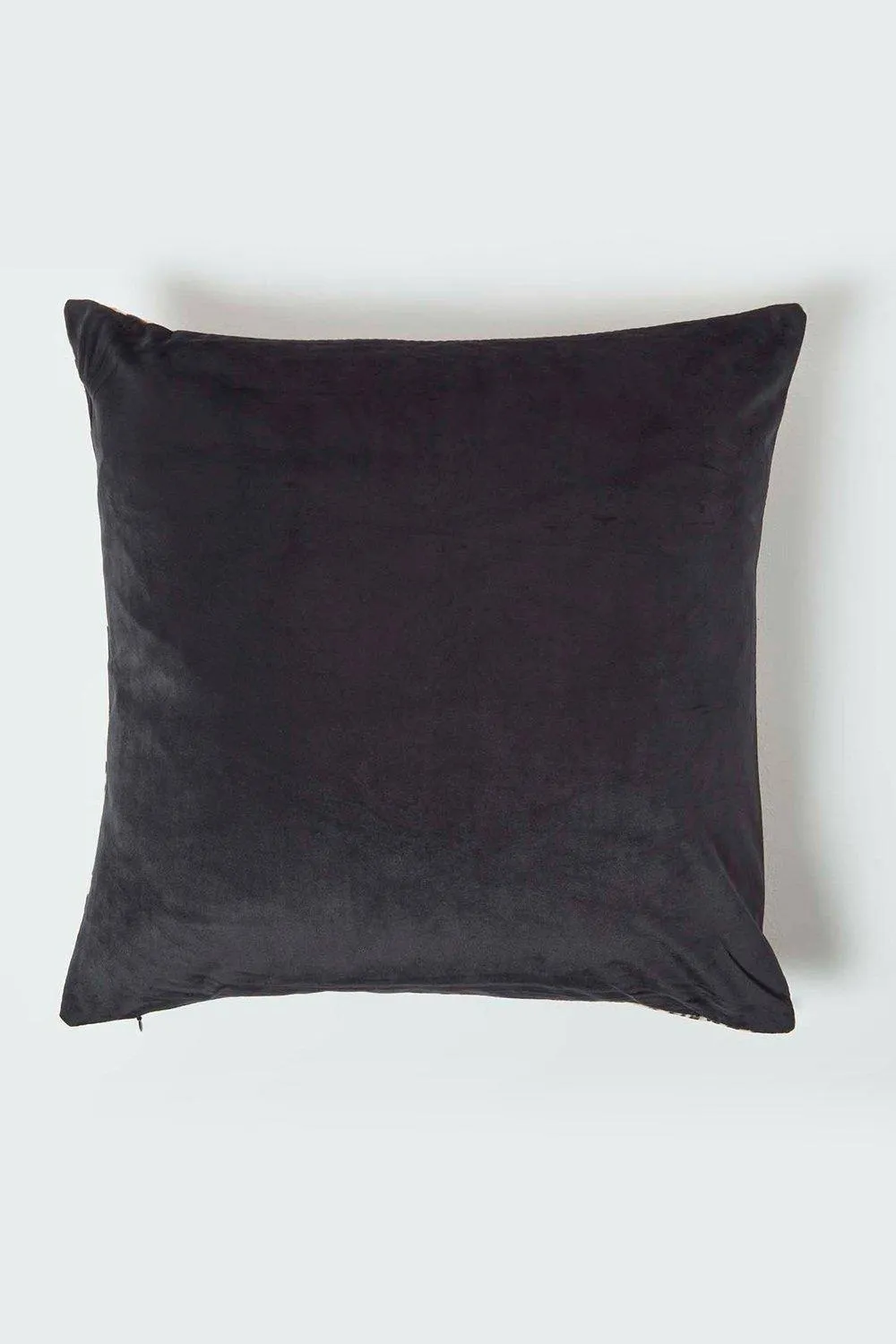Homescapes Leopard Print Velvet Cushion 46 x 46 cm in Gold 2