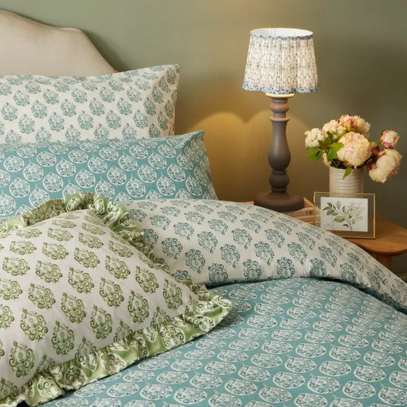Riviera Krissa Block 144 Thread Reversible Duvet Cover & Pillowcase Set 2