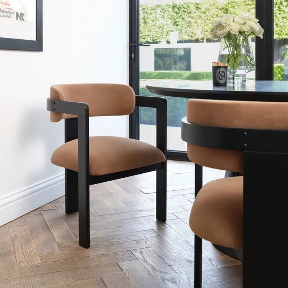 LPD Mai Dining Chair, Velvet 1