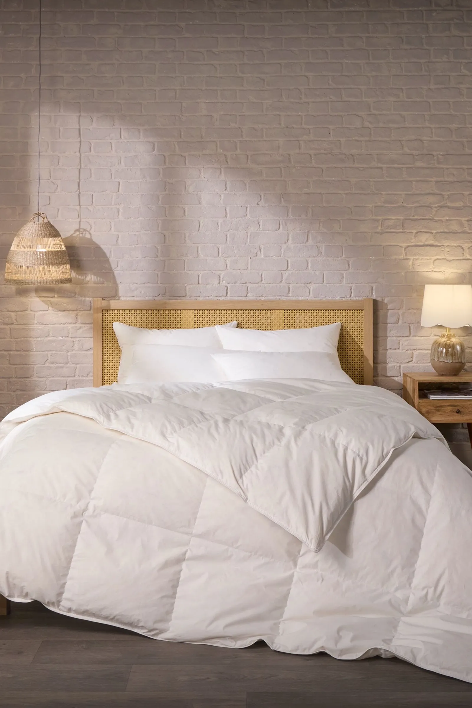 Snuggledown Scandinavian Duck Feather & Down 10.5 Tog All Year Round Duvet in White 2