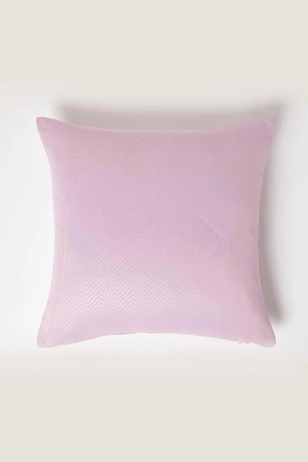 Homescapes Herringbone Cushion Cover in Pale Pink 1