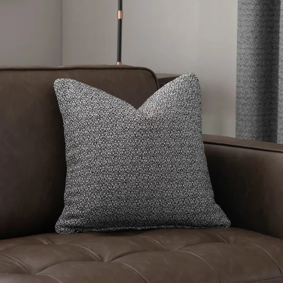 Ridley Cushion 1