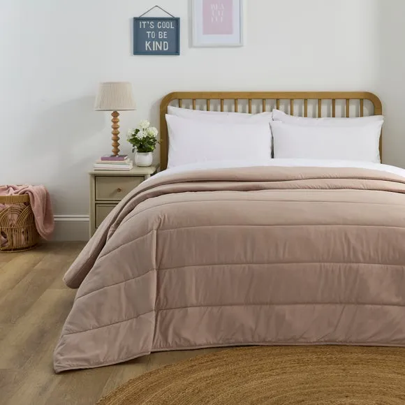 Nova Stripe Bedspread 2