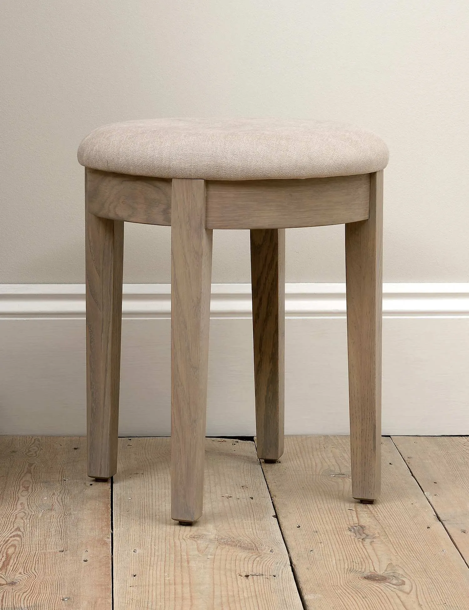 Cotswold Company Winchcombe Dressing Table Stool Dark Brown