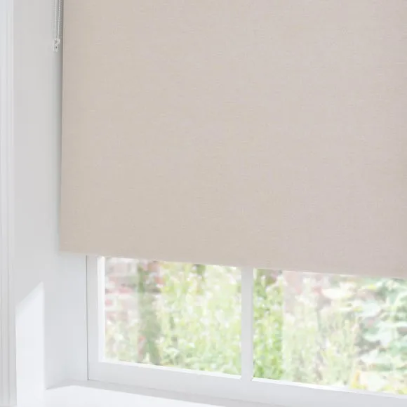 Luna Blackout Roller Blind 4