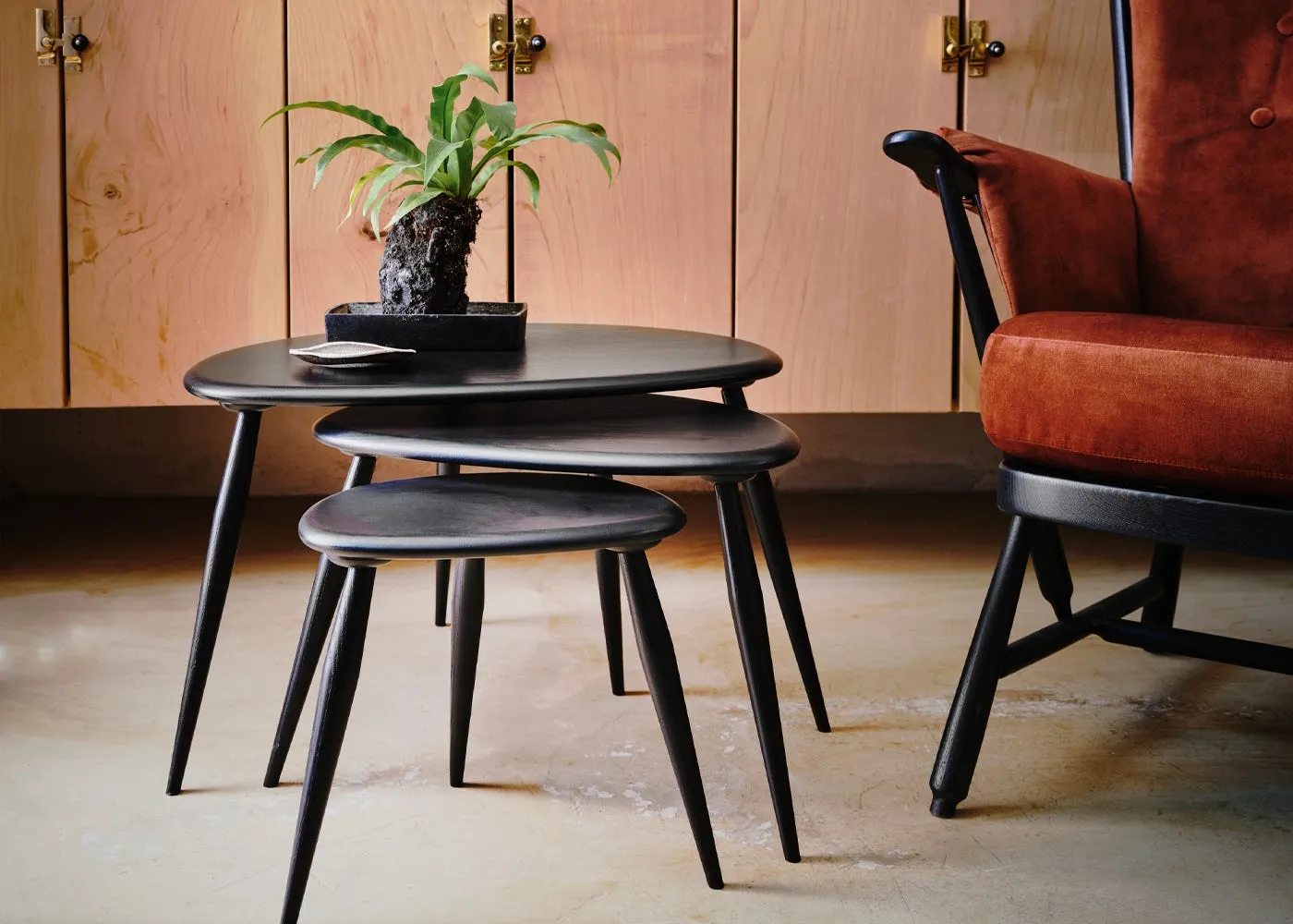 Ercol Pebble Nest of Tables Clear Matt Ash 3