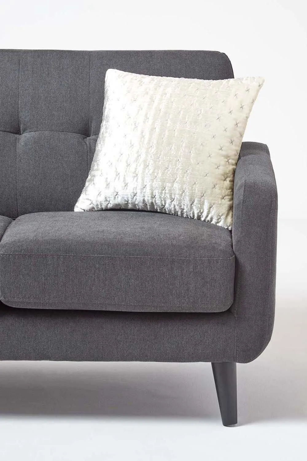 Homescapes Crushed Velvet Cushion Cover in Cream 4