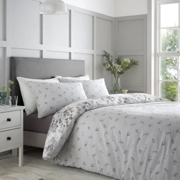Catherine Lansfield Elinda Floral Duvet Cover and Pillowcase Set 3