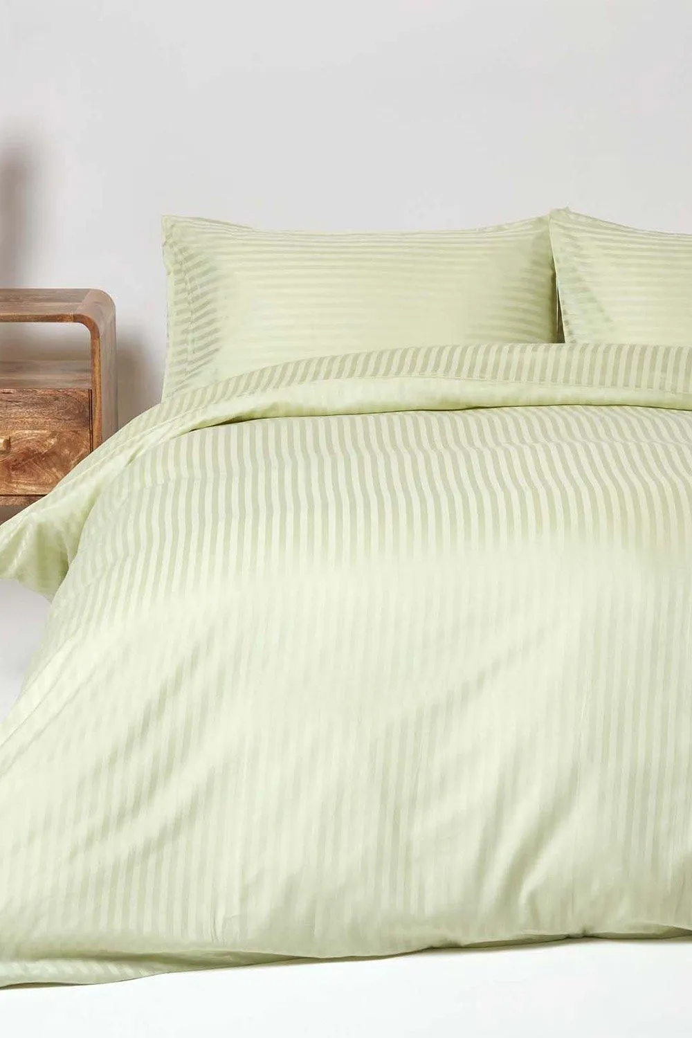 Homescapes Egyptian Cotton Stripe Duvet Cover & Pillowcase 330 TC in Green 2