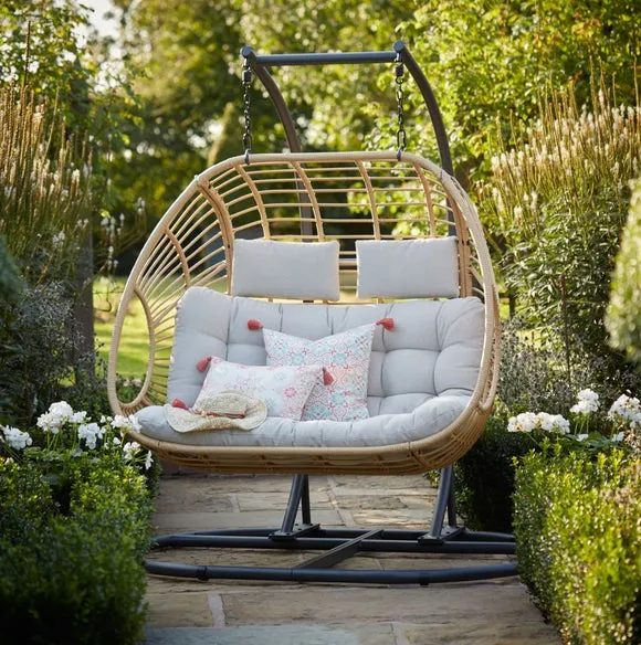 Singapore Rattan Double Egg Chair 2