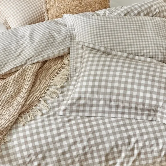 YARD Barton 100% Cotton Duvet Cover & Pillowcase Set 2