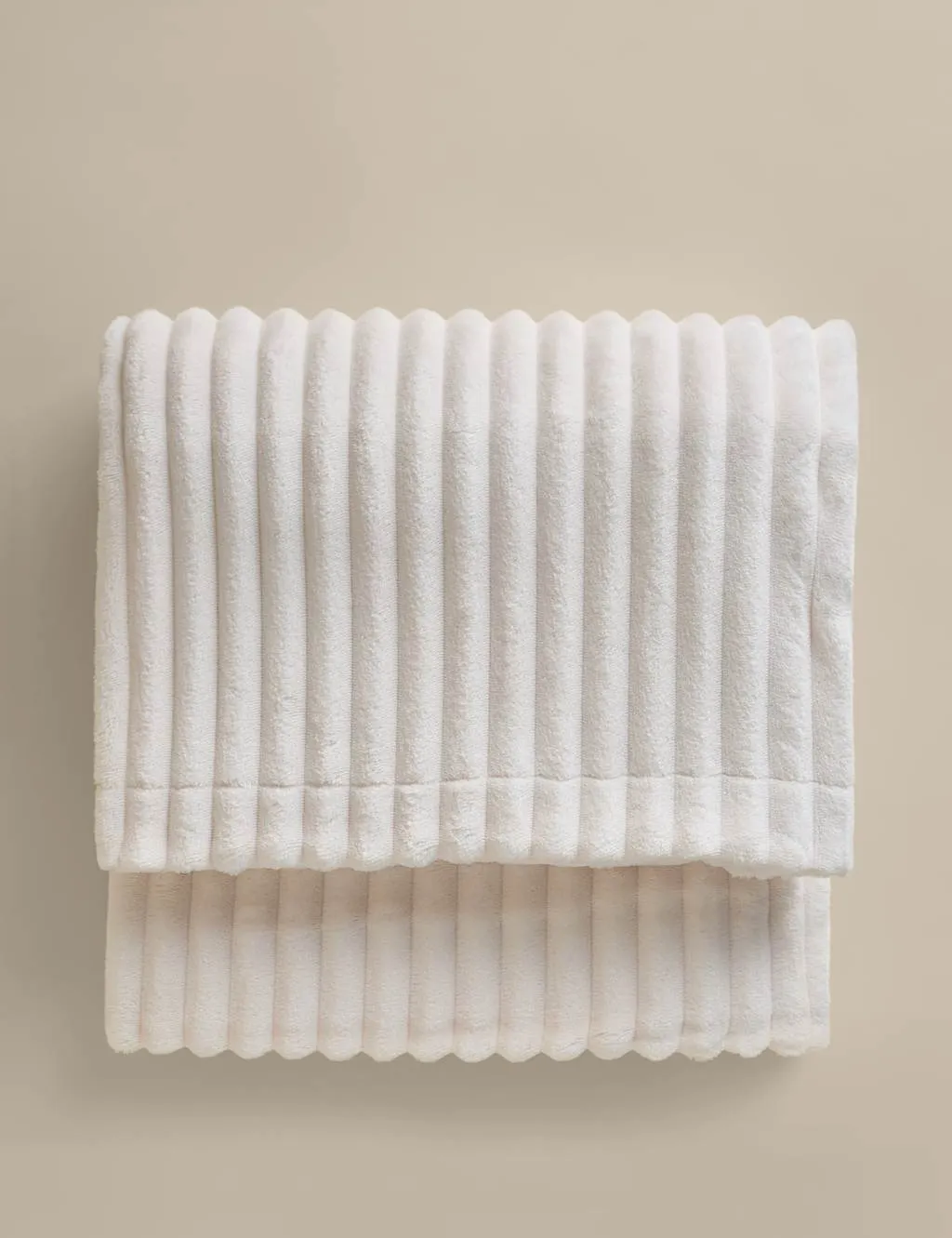 M&S Fleece Ribbed Throw Ivory