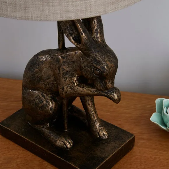 Hare Licking Paw Table Lamp 3