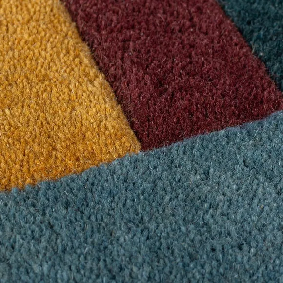 Shuffle Shaped Wool Rug 2
