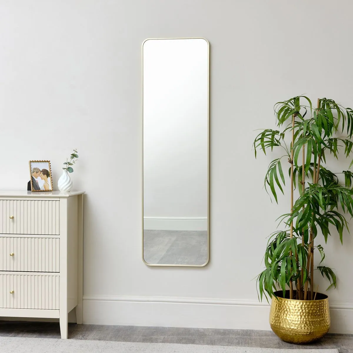 Melody Maison Tall Gold Curved Framed Wall / Leaner Mirror 135cm X 40cm in Metallic Gold