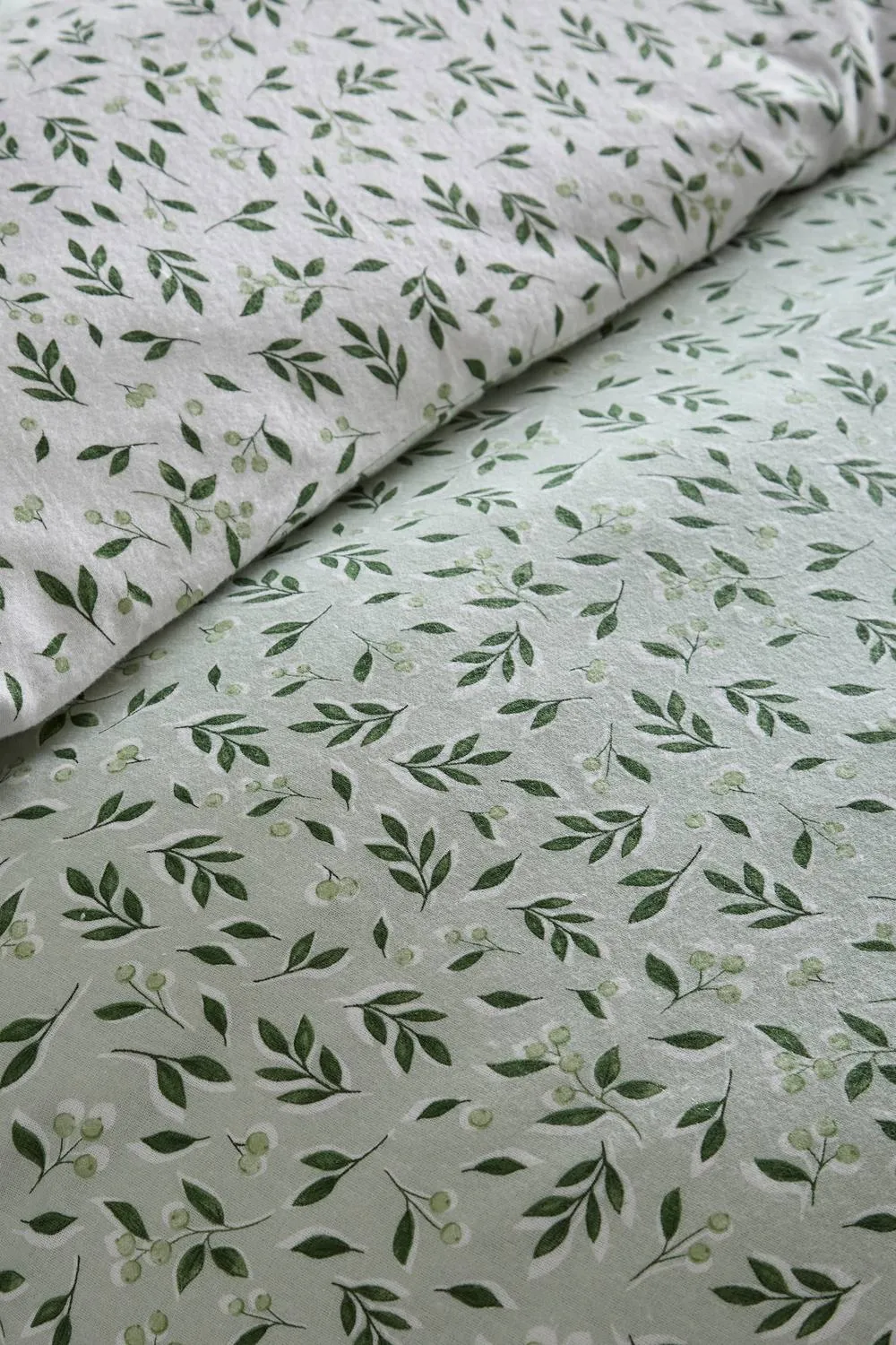 Dreams & Drapes 'Falling Leaf' Brushed Cotton Duvet Cover Set in Green 3