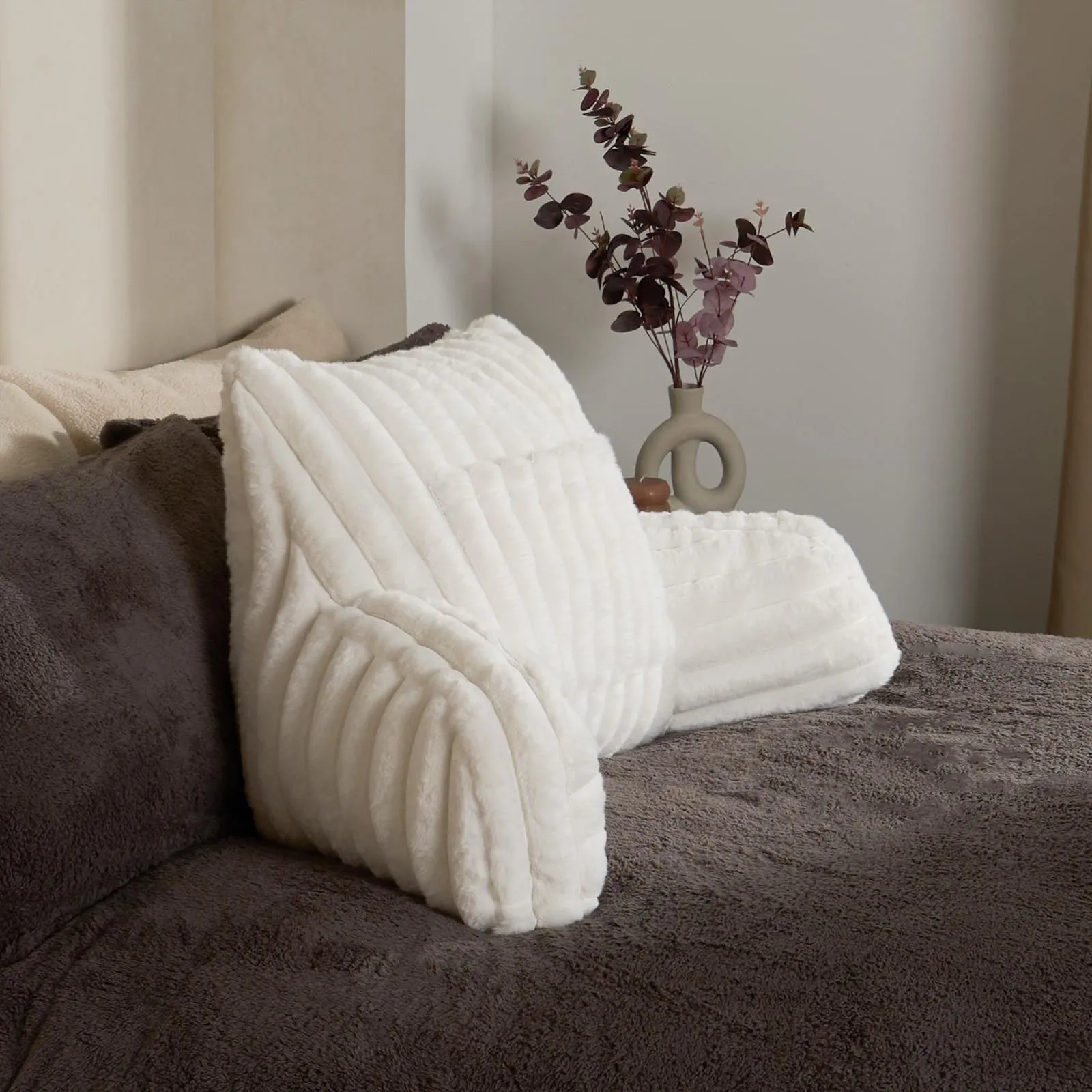 OHS Faux Fur Ribbed Reading Pillow Super Soft Heatable Cuddle Cushion in Cream