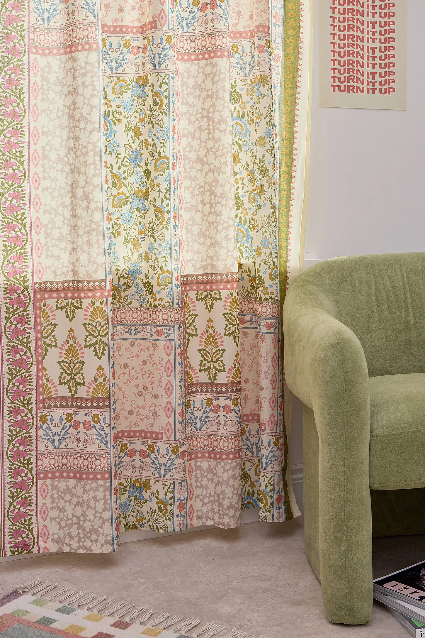 Patchwork Print Curtain