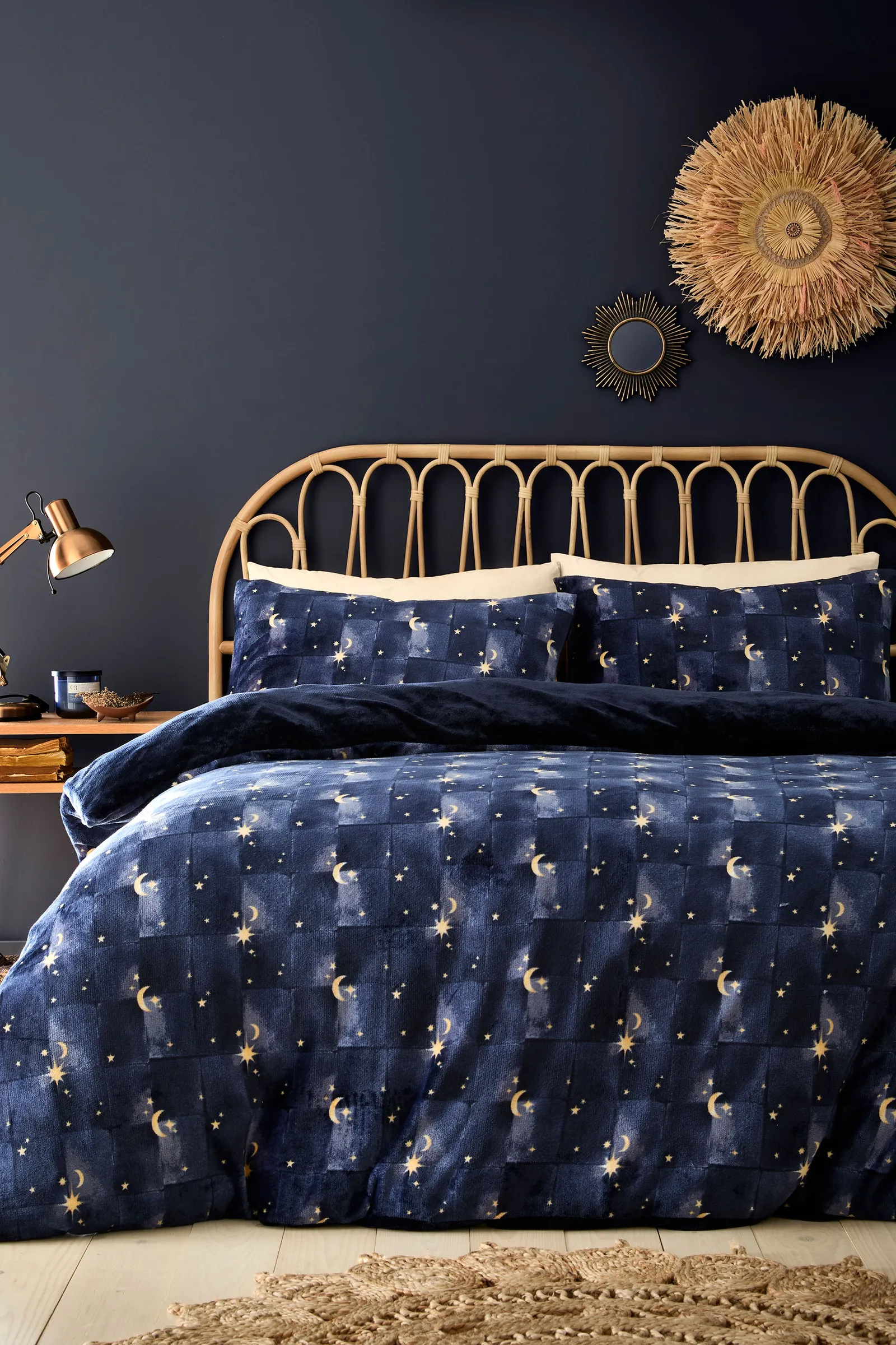 Fusion 'Cosmic Star' Fleece With Sherpa Reverse Duvet Cover Set in Navy
