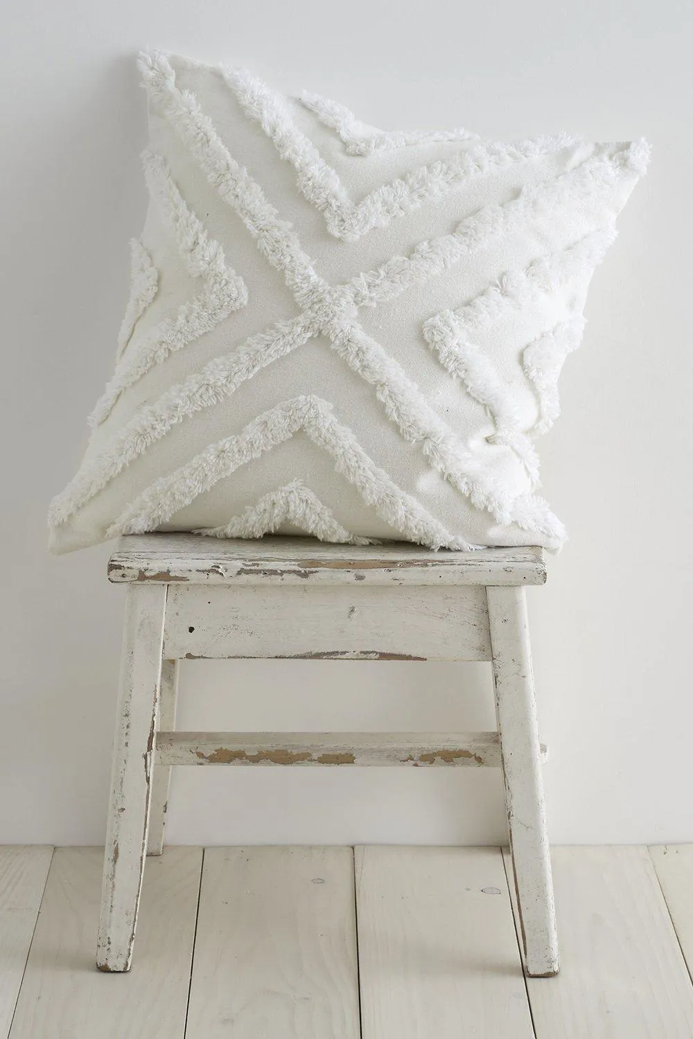 Diamond Tufted Cushion
