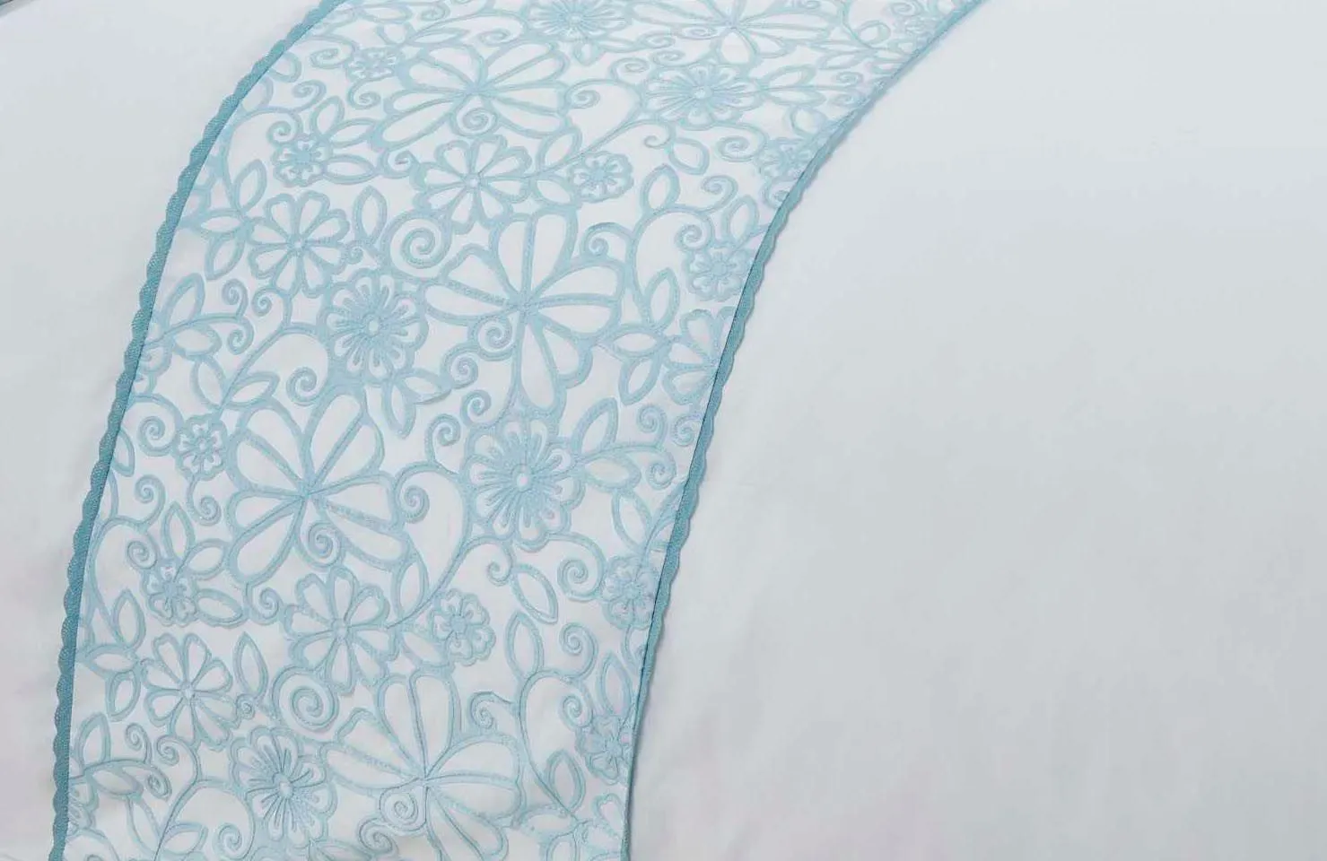 Rapport Home Butterfly Polycotton Duvet Cover Set With Pillowcase in Duck Egg Blue 2
