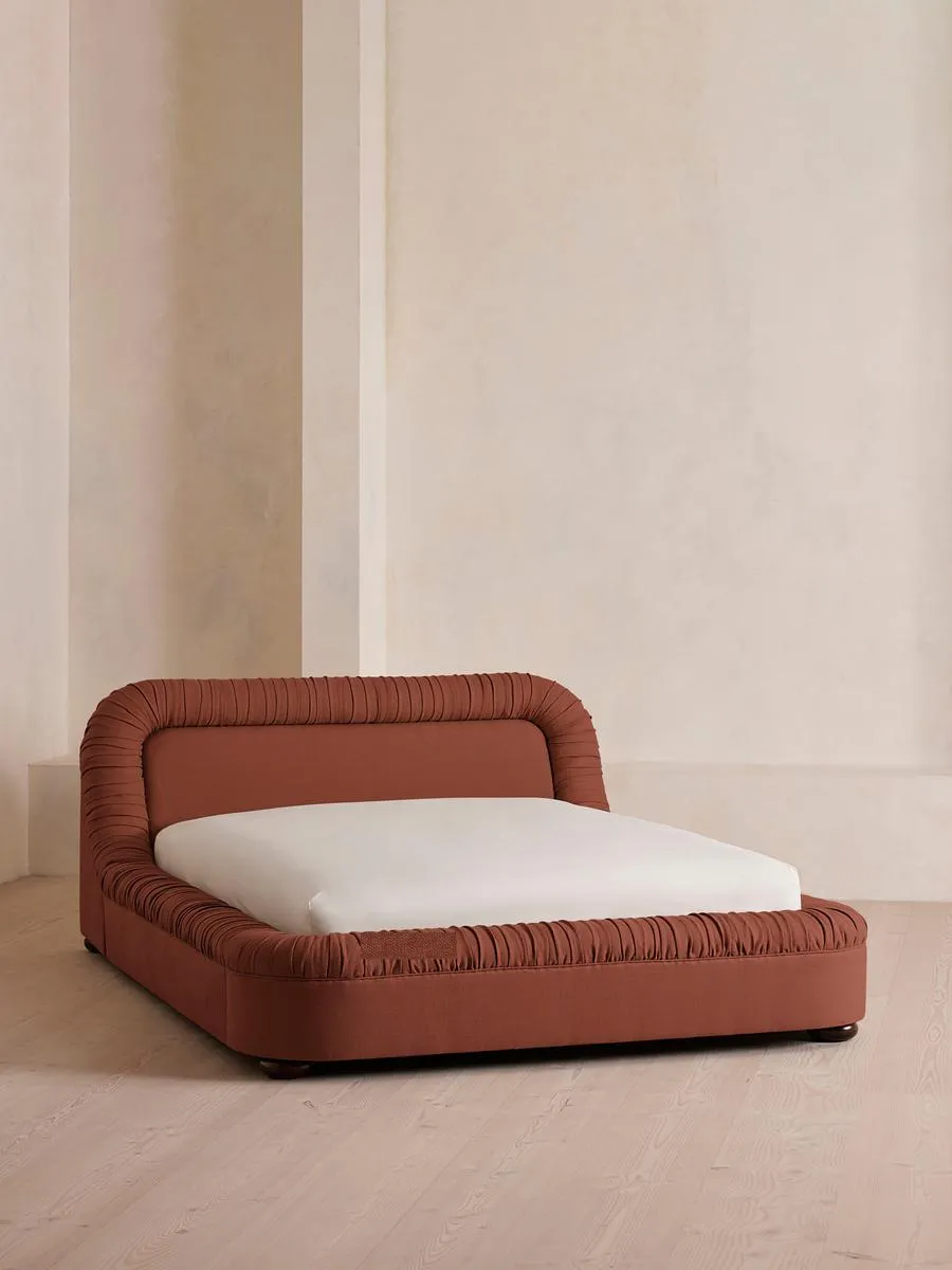 Vara Bed, King, Linen, Sienna