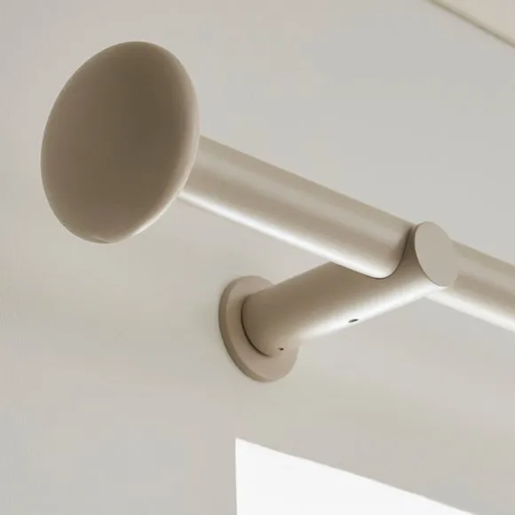 Pebble Fixed Metal Curtain Pole with Rings 3