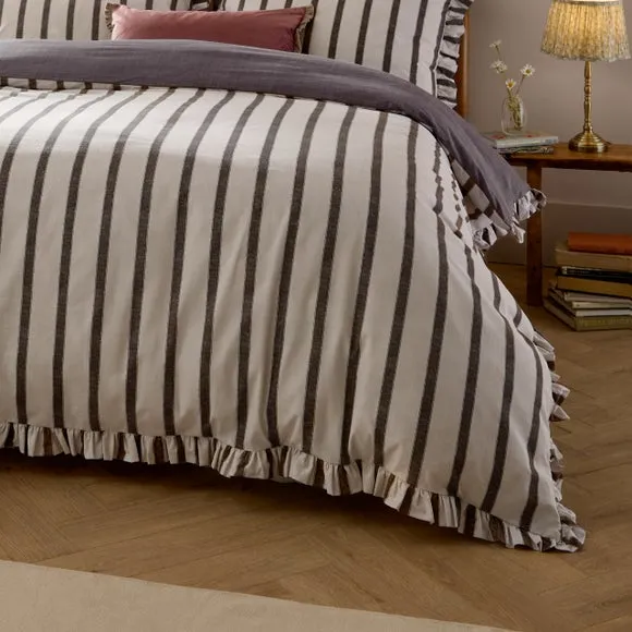 Wylder Nature Connie Polycotton Duvet Cover & Pillowcase Set 3