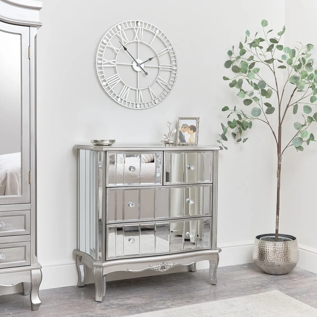 Melody Maison Silver Mirrored Chest Of Drawers & Pair Of 3 Drawer Bedside Tables - Tiffany Range 4