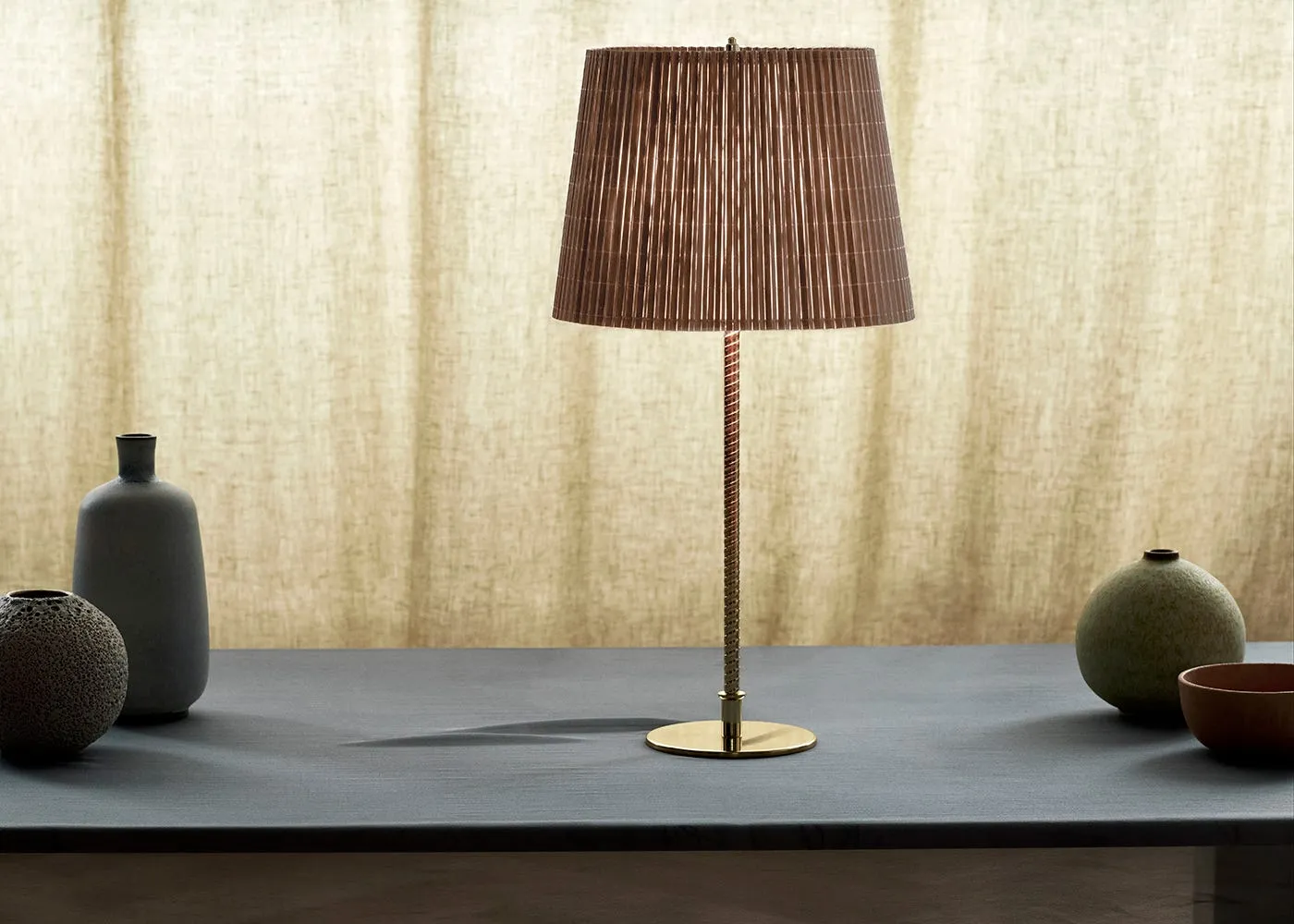 Gubi 9205 Table Lamp Brass/Canvas 3