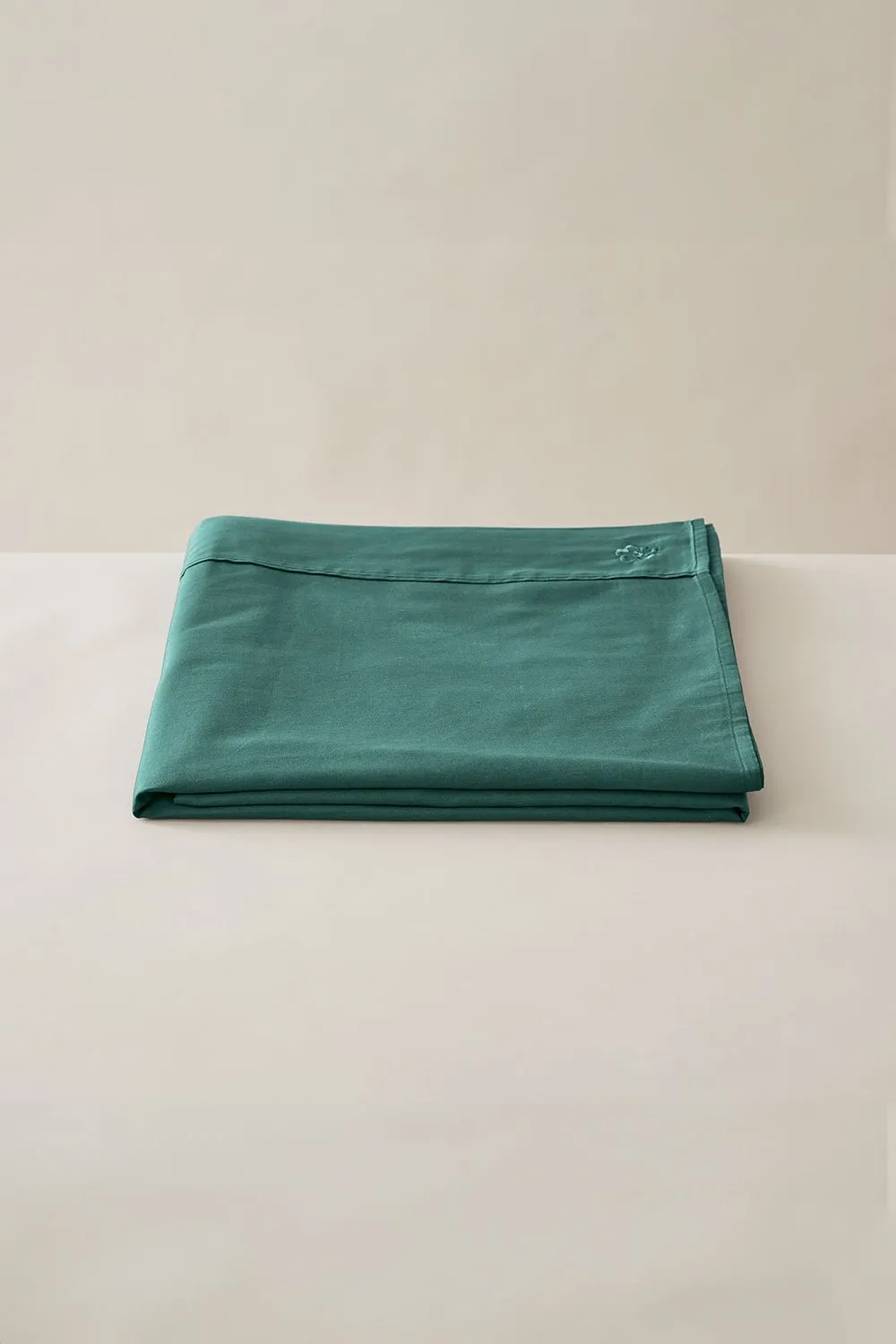 Ted Baker 'TB Plain Dye' Cotton Sateen Flat Sheet in Dark Green 1