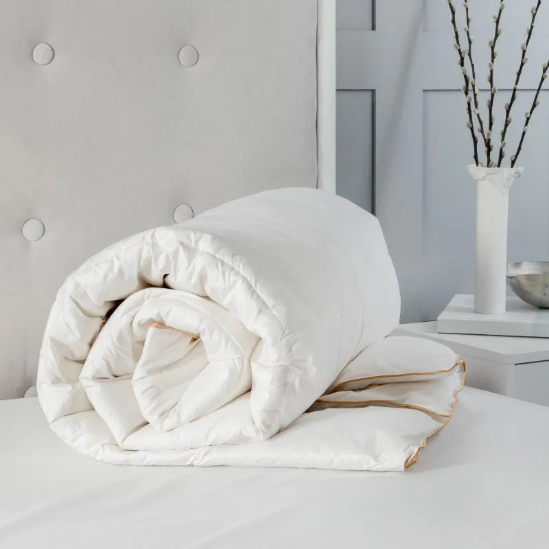 Snug City Luxury 13.5 Tog Goose Feather & Down Duvet 100% Cotton Cover in White