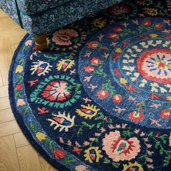 Hani Floral Wool Round Rug 6