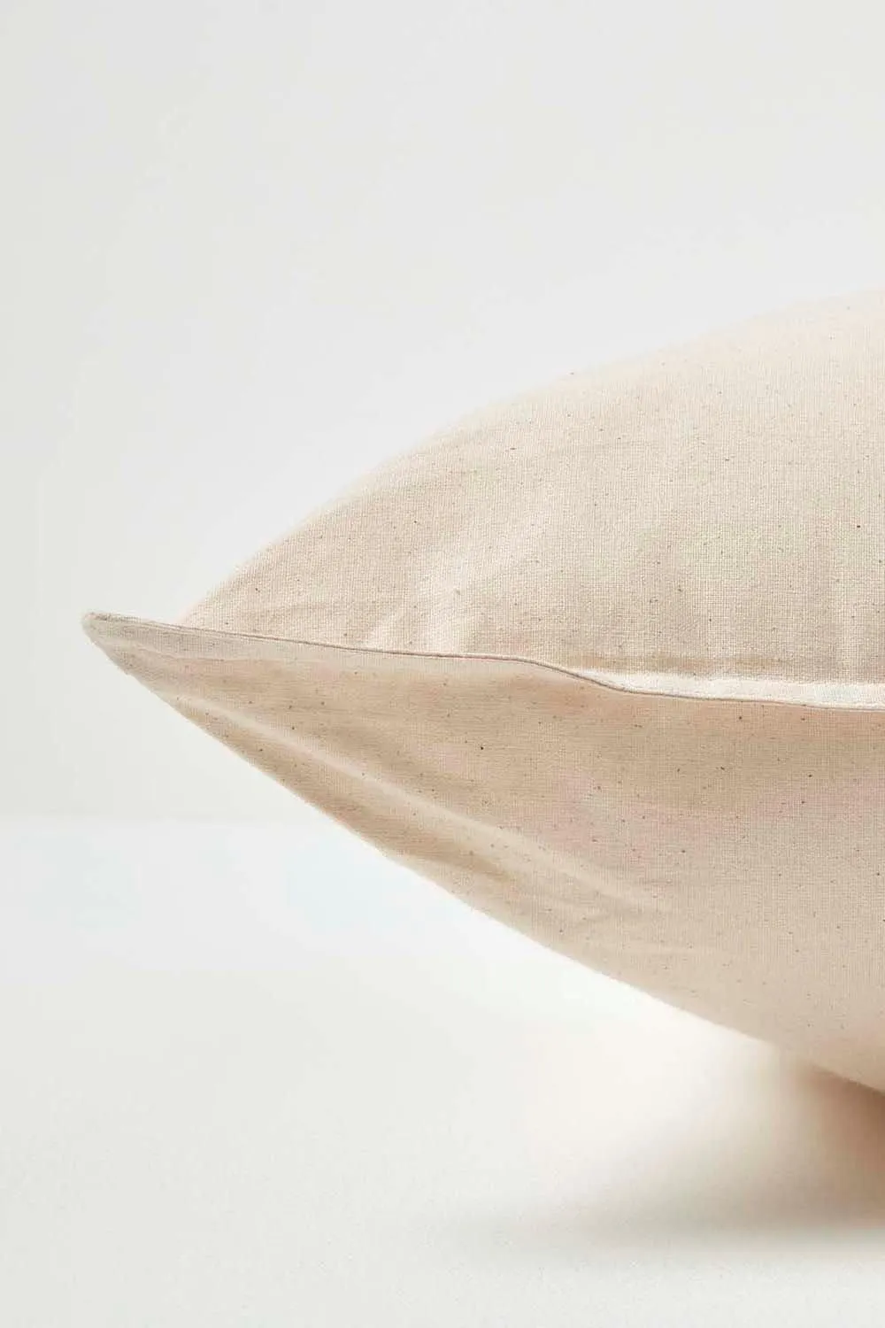 Homescapes Cushion Pad - Premium Cushion Inserts & Fillers for Comfort in Beige 3