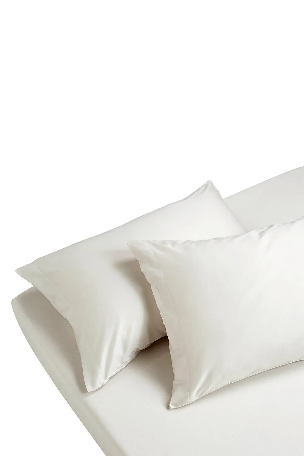 CHRISTY 400TC Luxury Cotton Sateen Plain Dye Pillowcases Pair in Ivory 2