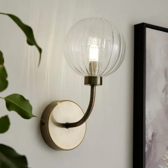 Luxe Ribbed LED Wall Light 1